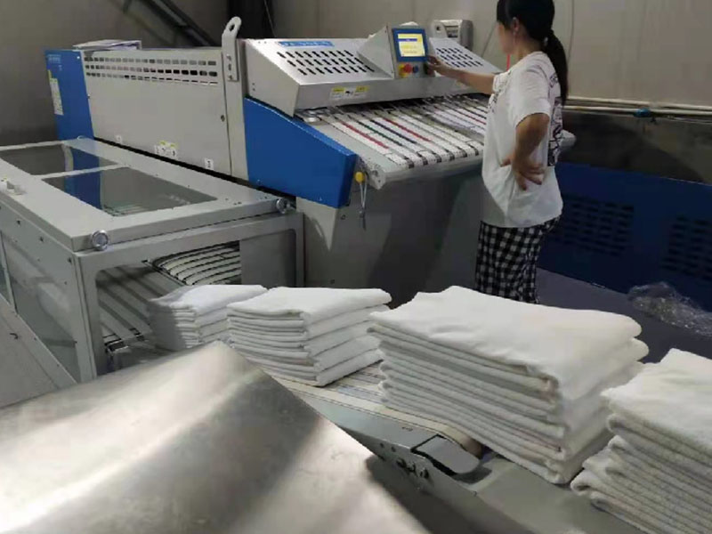 师宗巾类折叠机-02