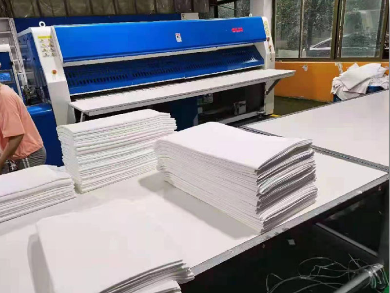 师宗高速熨烫机-01